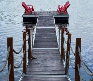 Inverness House | Chalet Mid-Century - Lakeside Joseph - Le Charlo