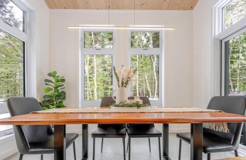 Saint-Tite-des-Caps Ski Chalet | CHALET MISTA - Charlevoix - Repère de ski moderne en nature