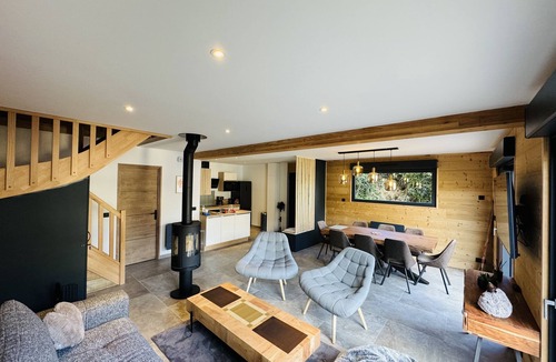 Saint-Lary-Soulan Ski Chalet | Chalet Moderne Tout Confort St Lary Village