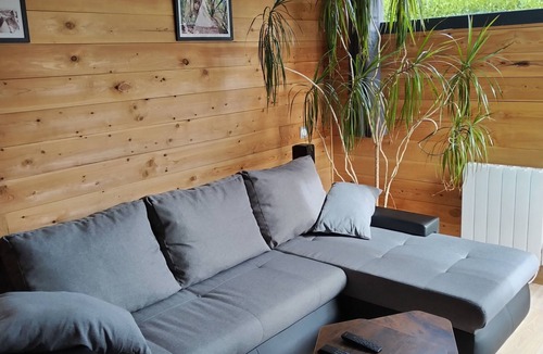 Saint-Coulitz Ski Chalet | Chalet Moderne, Jacuzzi & Cinéma