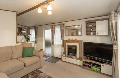 Aviemore Resort | Chalet Monarch by Interhome