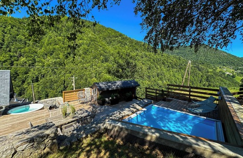 Boutx Ski Chalet | Chalet Montagne Avec Grande Terrasse et Bain Nordique à Jets
