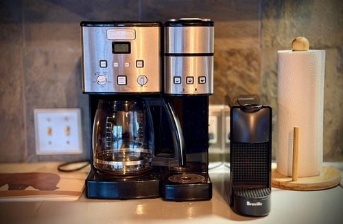 East Dover Ski Chalet | Chalet Mount Snow/Stratton Skiing/hiking