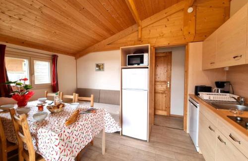 Usson-en-Forez House | Chalet nature, animaux admis - 6 pers. - FR-1-496-391