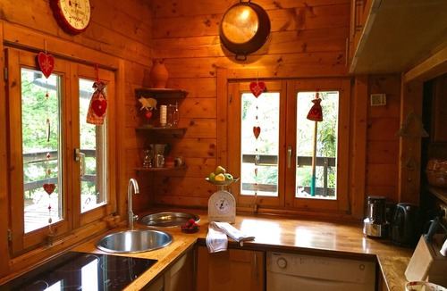 Bousseviller Ski Chalet | Chalet near Bitche with Private Sauna