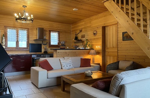 Eyne 2600 Ski Chalet | CHALET NEIGE ET SOLEIL 600 m from the Eyne ski slopes.
