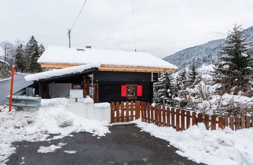 Val d'Illiez Ski Chalet | Chalet next to spa connected to Champéry ski lift system by mountain train