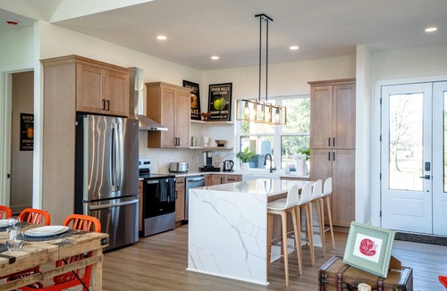 Shenandoah Ski Chalet | Chalet Noir Elevated Modern Hideaway Stylish 6BR Luxury Cabin w/River view