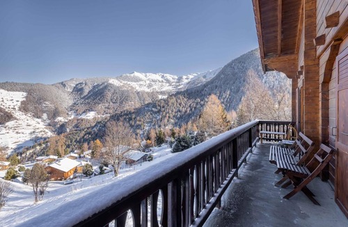 Riddes Cottage | Chalet Noisette Authentic Swiss Chalet Perfect for Families