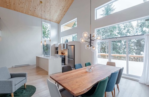 Shannon Ski Chalet | Chalet ODIN Private Spa Pet Friendly Nature