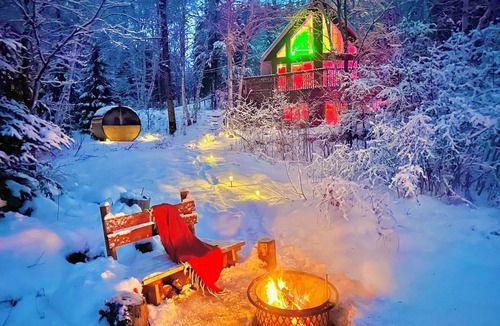 Chute-Saint-Philippe Cabin | Chalet On the lake/sauna, spa, trails