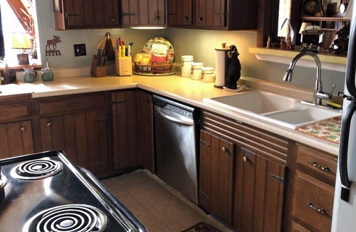 Bolton Landing Ski Chalet | Chalet on Private Alderbrook Lake