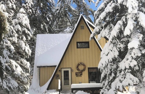 Bolton Landing Ski Chalet | Chalet on Private Alderbrook Lake