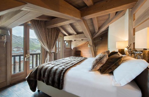 Les Almes Ski Chalet | Chalet Opale