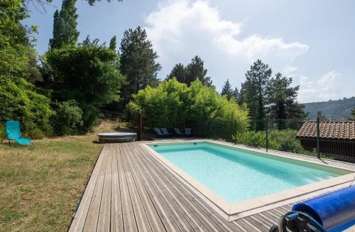 Darbres House | Chalet Orange - Piscine Partagée
