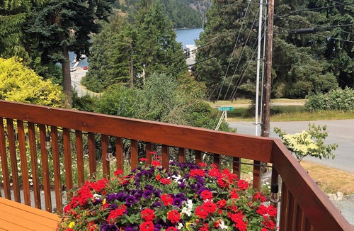 Oak Harbor Ski Chalet | Chalet overlooking quiet bay, surrounded by Deception Pass state park