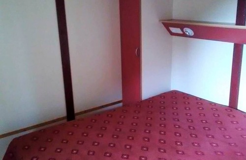 Clairvaux-d'Aveyron Ski Chalet | Chalet Palace Manège