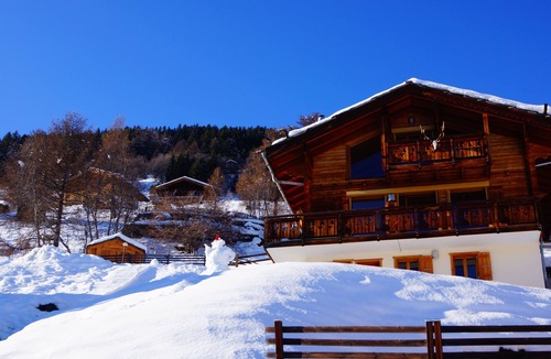 Heremence Ski Chalet | Chalet panoramic view in the sun, terrace, sauna, 4 Valleys domain and trails