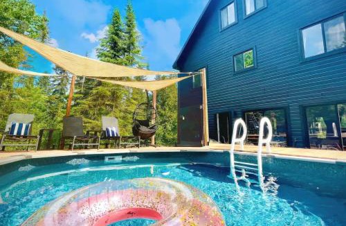 Val-des-Lacs House | Chalet Paquette Villa