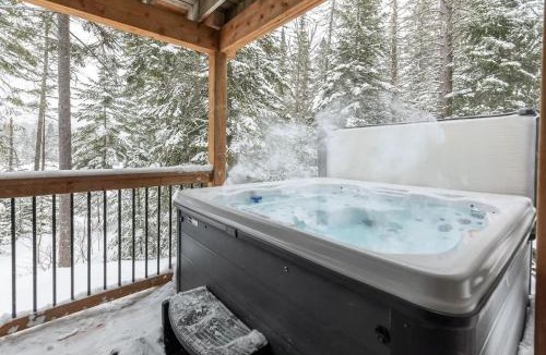 Val-des-Lacs House | Chalet Paquette Villa
