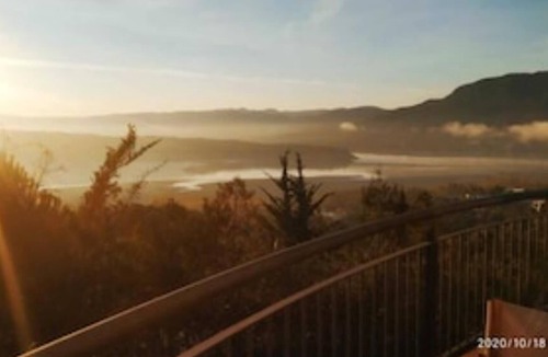 La Puebla de Castro Ski Chalet | Chalet Para Familias Cerca de Graus. Fantásticas Vistas al Lago y al Pirineo