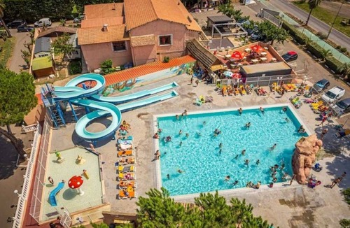 Serignan-Plage Ski Chalet | Chalet - Parc aquatique - ccahfea