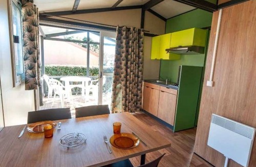 Serignan-Plage Ski Chalet | Chalet - Parc aquatique - ccahfec