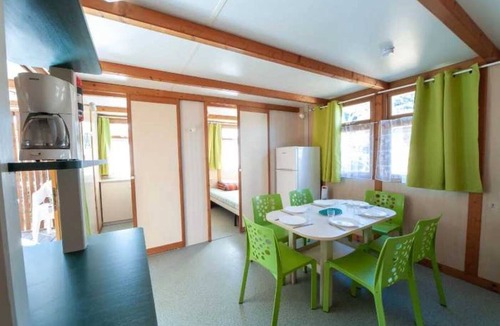 Serignan-Plage Ski Chalet | Chalet - Parc aquatique - ccahffa