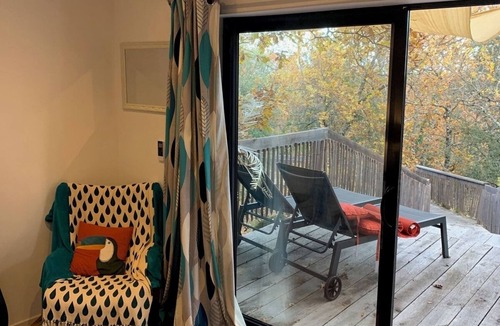 Saint-Remeze Cabin | Chalet perché Libellule (+12yrs accompanied by an adult or 2 adults)