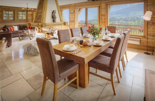 Combloux Ski Chalet | Chalet Petille - OVO Network
