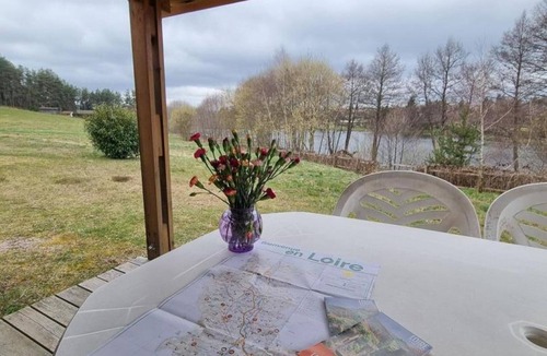 Usson-en-Forez Cottage | Chalet, pets welcome in Haut-Forez - 4 guests