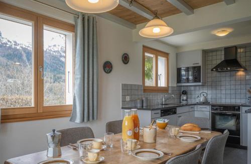 Ovronnaz Ski Chalet | Chalet Phipalo by Interhome