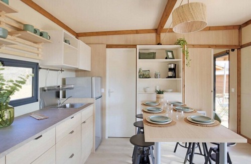 Vic-sur-Cere Ski Chalet | Chalet - Piscine - ccbbd0i