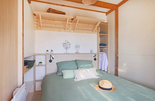 Vic-sur-Cere Ski Chalet | Chalet - Piscine - ccbbd0i