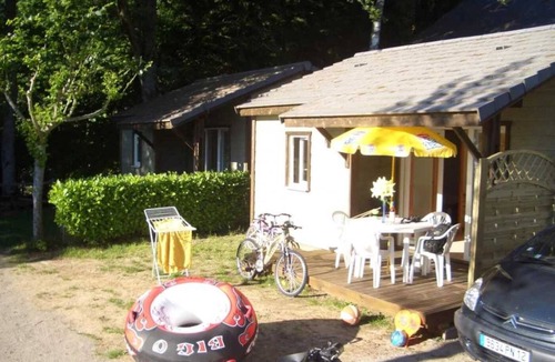 Salles-Curan Ski Chalet | Chalet - Piscine - eecfce