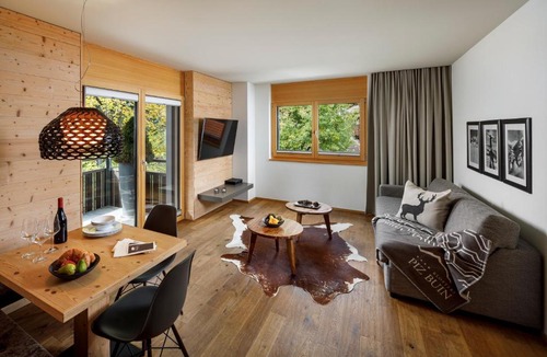 Klosters Platz Apartment | Chalet Piz Buin