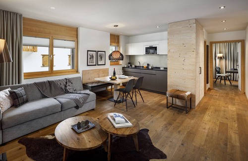 Klosters Platz Apartment | Chalet Piz Buin
