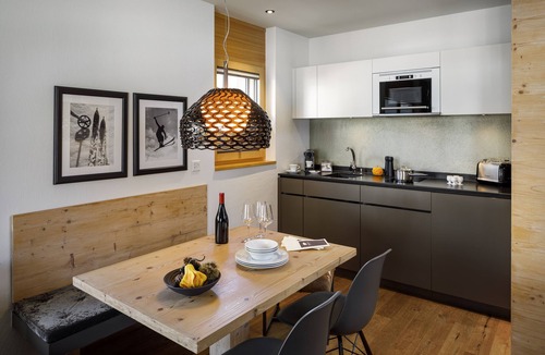 Klosters Platz Apartment | Chalet Piz Buin