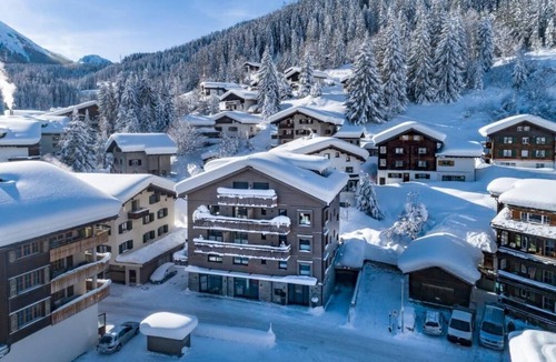 Klosters Platz Apartment | Chalet Piz Buin