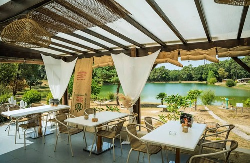 Douville Ski Chalet | Chalet pond view 5 persons