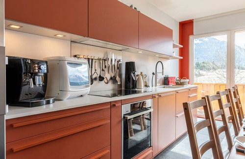 Sollieres-Sardieres Ski Chalet | Chalet "Près du Mélèze": Mountain View, Shared Garden & Wi-Fi