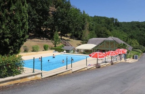 Lissac-sur-Couze Ski Chalet | Chalet Pres DU LAC DU Causse