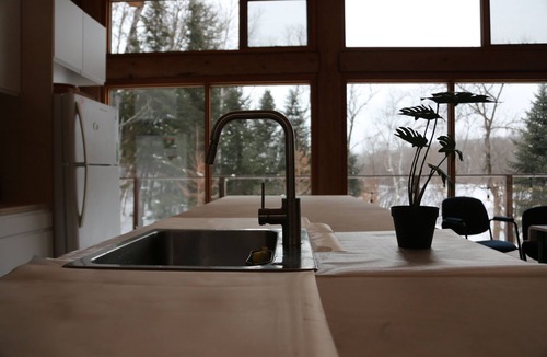 La Bostonnais Ski Chalet | Chalet, private beach, waterfront, outdoor spa, sleeps 10