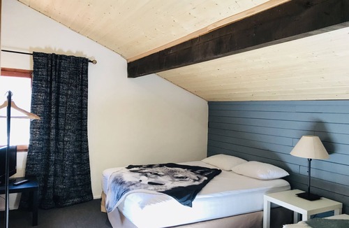 Porte-Puymorens Ski Chalet | Chalet Pyrenees, Cerdagne, 700 meters chairlift