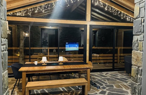Porte-Puymorens Ski Chalet | Chalet Pyrenees, Cerdagne, 700 meters chairlift