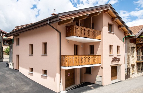 Longefoy Ski Chalet | Chalet Quermoz for 10-12 people