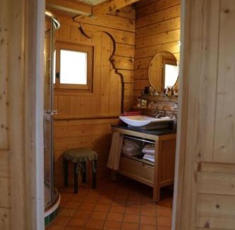 Randogne Ski Chalet | Chalet rénové proche de Crans-Montana