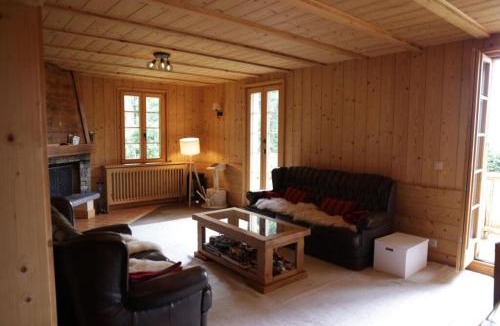Randogne Ski Chalet | Chalet rénové proche de Crans-Montana