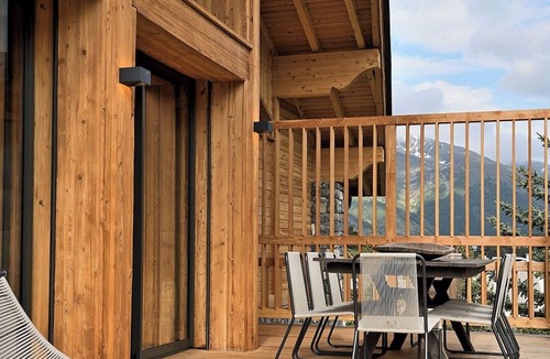 Saint-Etienne-de-Tinee Ski Chalet | Chalet Reve Blanc - Auron - Luxury Chalet