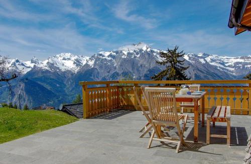 Saint-Pierre-de-Clages Ski Chalet | Chalet Ratatouille by Interhome